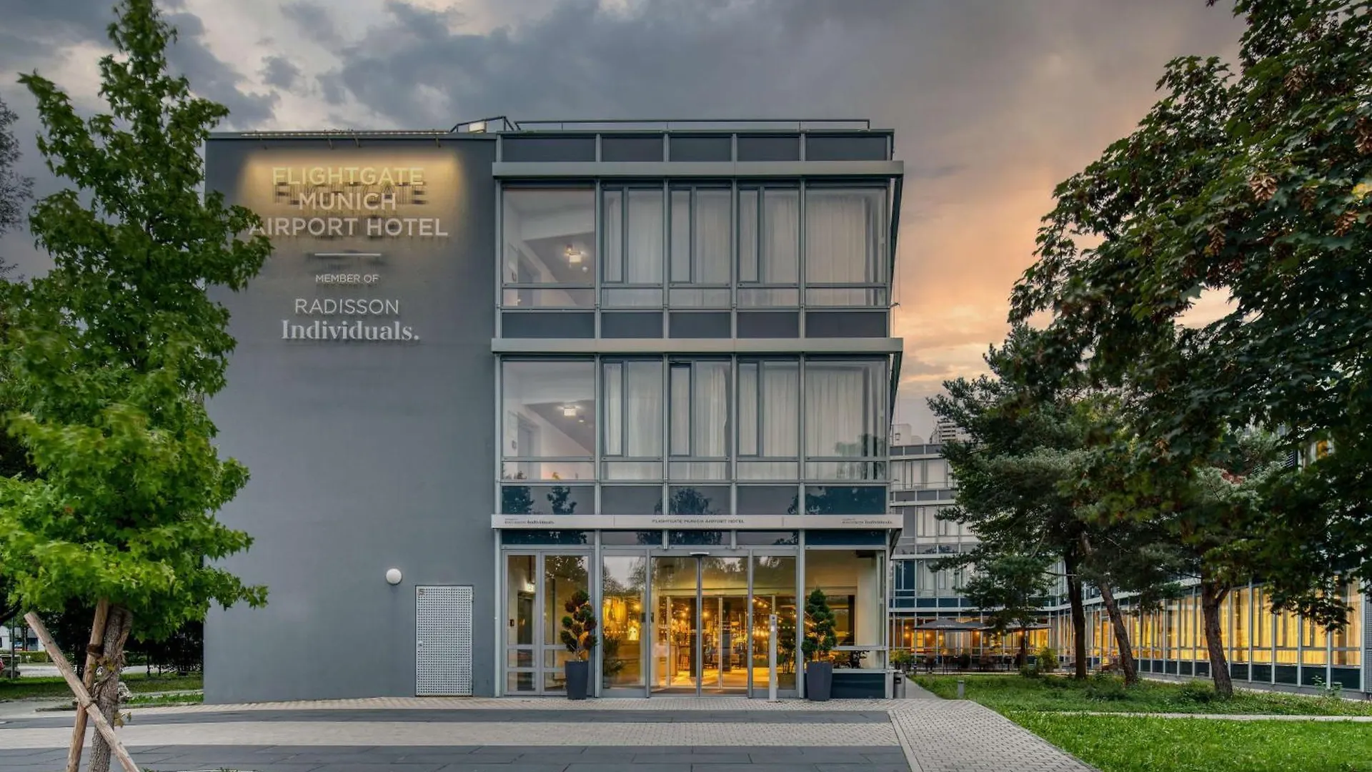 Flightgate Munich Airport Hotel, A Member Of Radisson Individuals Hallbergmoos Hotel
