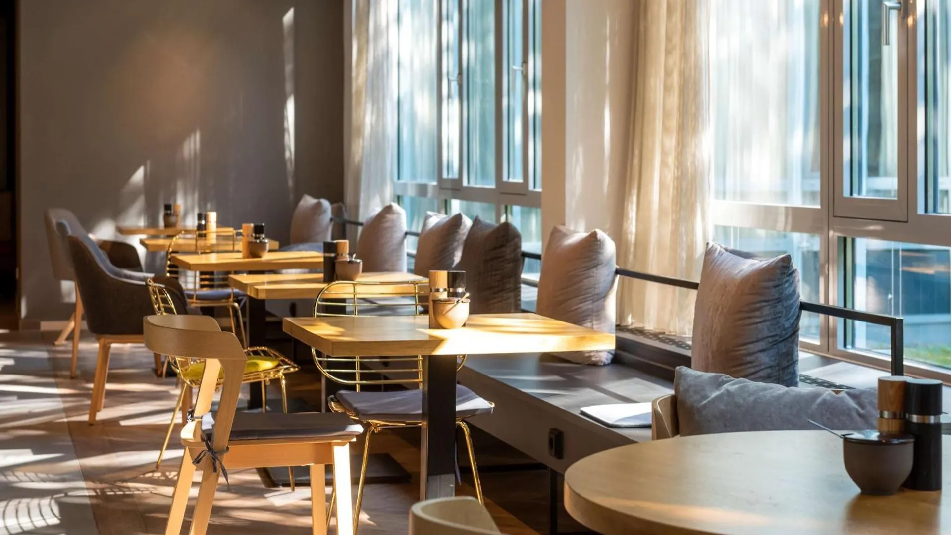 Flightgate Munich Airport Hotel, A Member Of Radisson Individuals Hallbergmoos