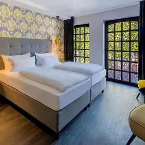 Hotel Rugs Keulen